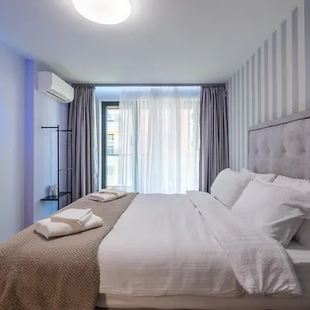 Apartman Emirates Lux And Parking Szófia