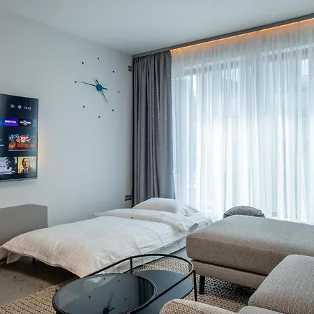Emirates Lux And Parking Apartman Szófia