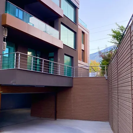 Emirates Luxury Free Parking Terrace Daire *