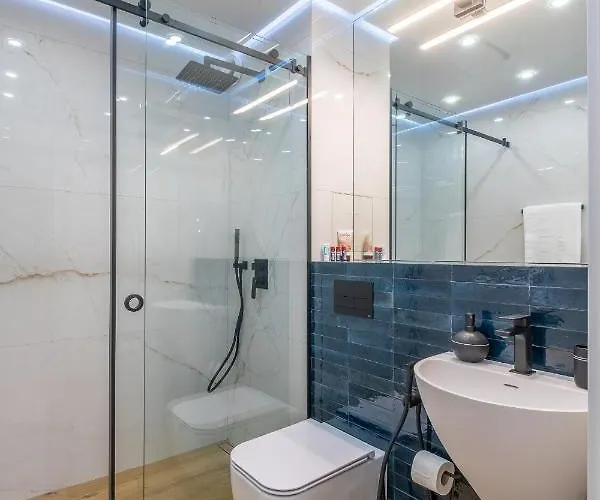 Emirates Luxury Free Parking Terrace Sofia